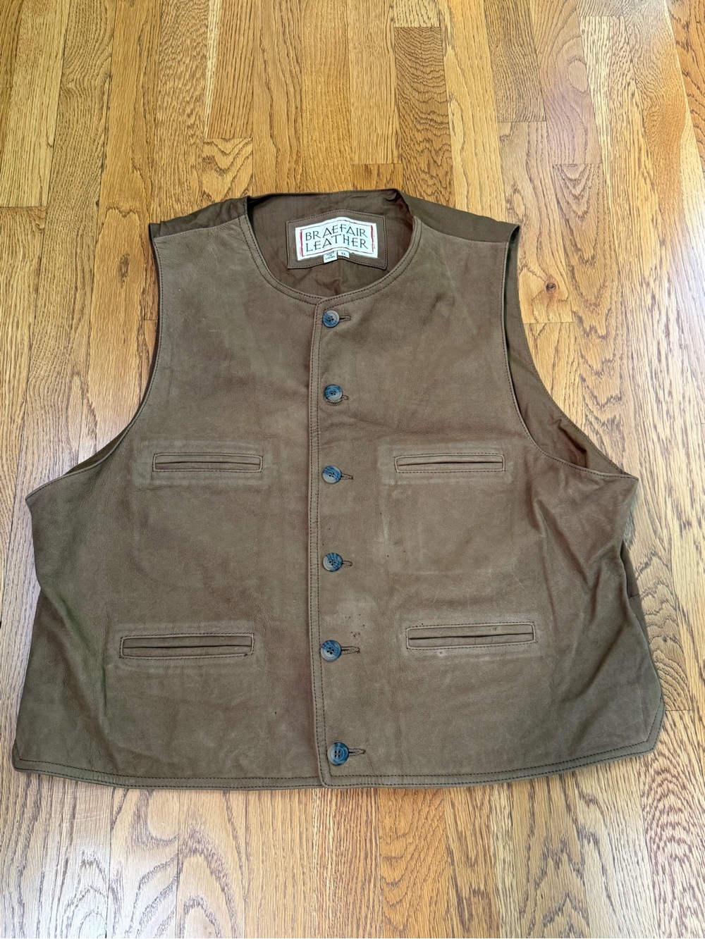 Braefair Men's Brown Leather 4 Pocket Vest Sz XL - FLAWS